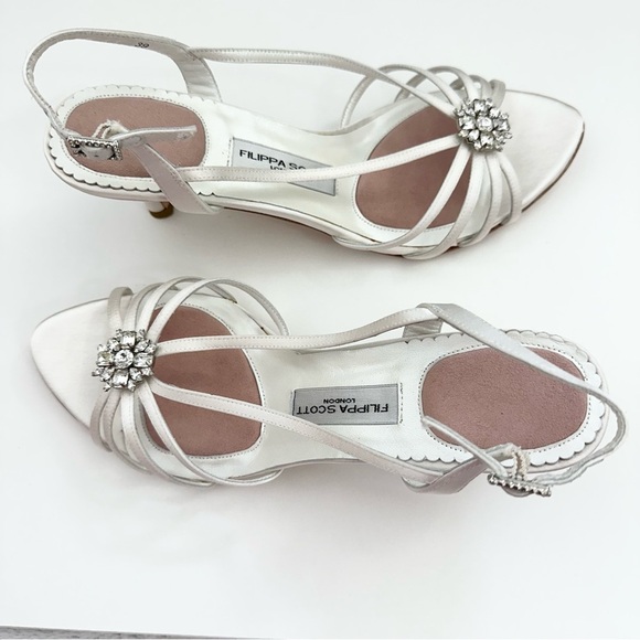 NEW! Filippa Scott Lori Wedding shoe heels 39 8.5 satin ivory crystal - Picture 10 of 10
